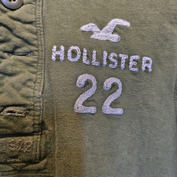 Hollister Green Fall Sweater Long Sleeve Tee Large - Picture 2 of 3